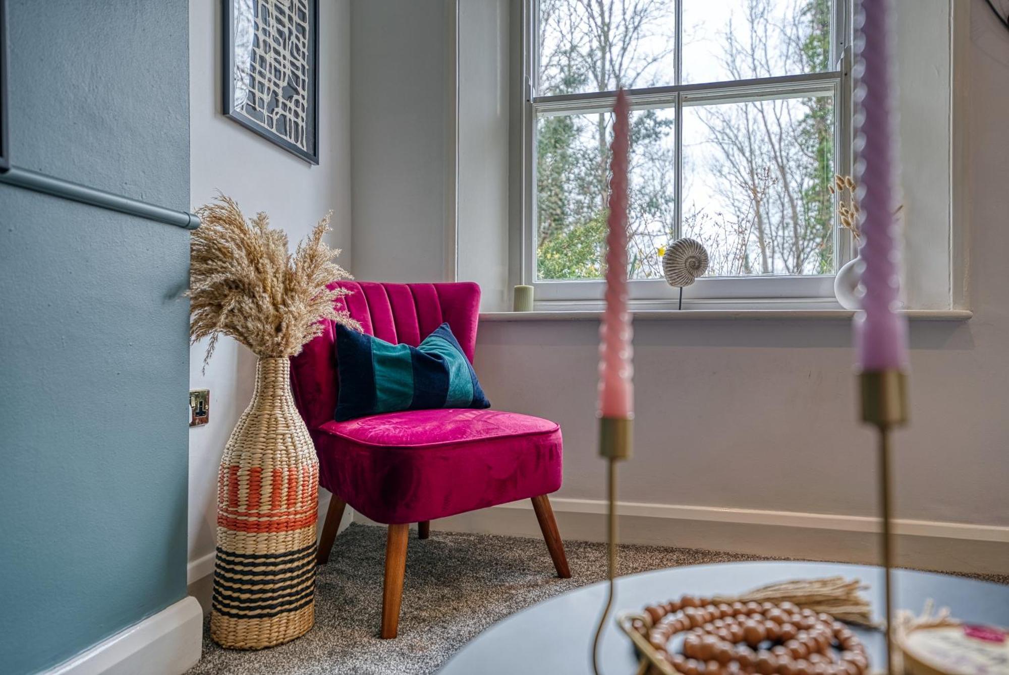 2 Bedroom Stylish Spacious Apt, Sleeps 6, Central Cheltenham, With Free Parking - By Blue Puffin Stays المظهر الخارجي الصورة